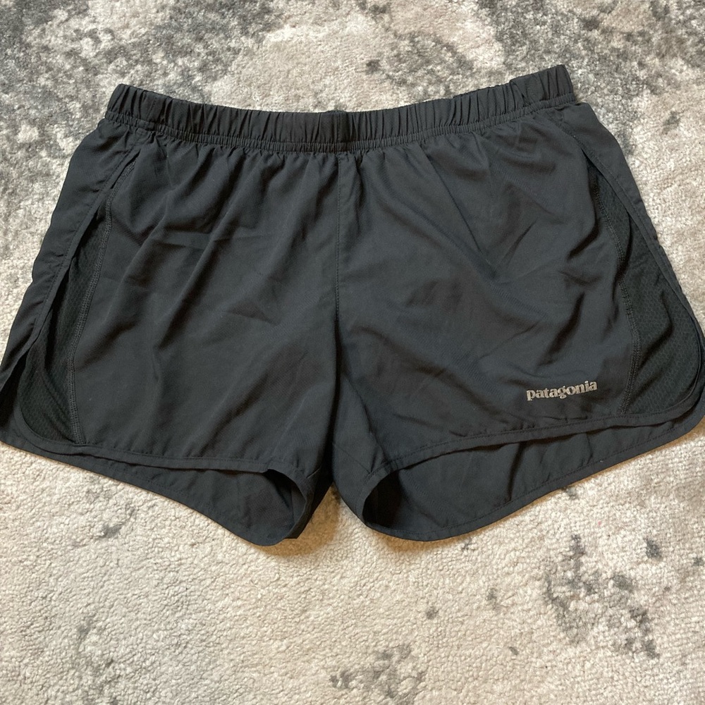 Sold! Patagonia women’s black athletic shorts